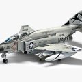 alt="Academy 12515 - 1/72 USN F-4J \'Showtime 100\'" title="Academy 12515 - 1/72 USN F-4J \'Showtime 100\'"