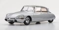 alt="Ebbro 25009 - 1/24 Citroen DS21" title="Ebbro 25009 - 1/24 Citroen DS21"