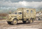 Italeri 6575 1/35 歐寶 Opel Blitz 無線電貨車 模型套件